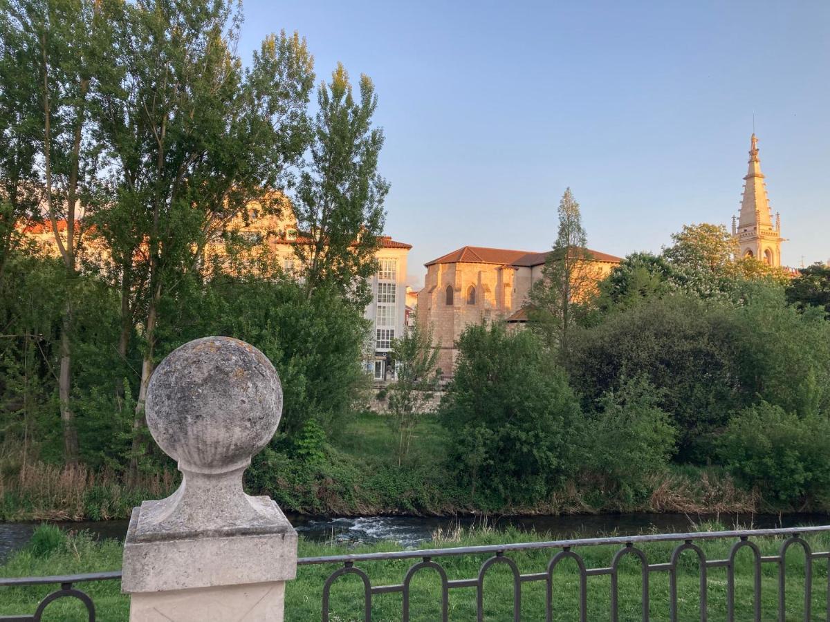 El Farolillo De La Catedral Vivienda De Uso Turistico Vut 9/251 Apartment Burgos Bagian luar foto
